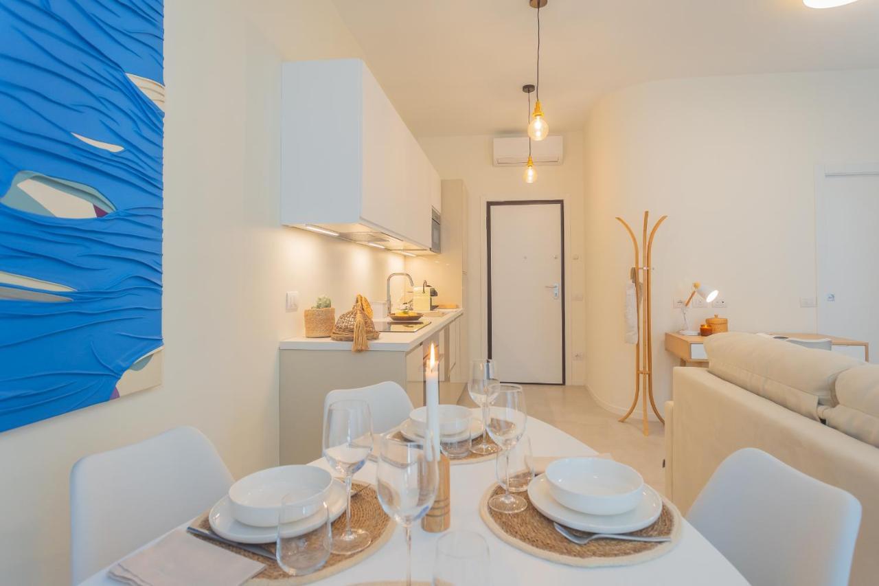 Enchanted Como Lake - City Apartment 2 By Rent All Como Eksteriør bilde