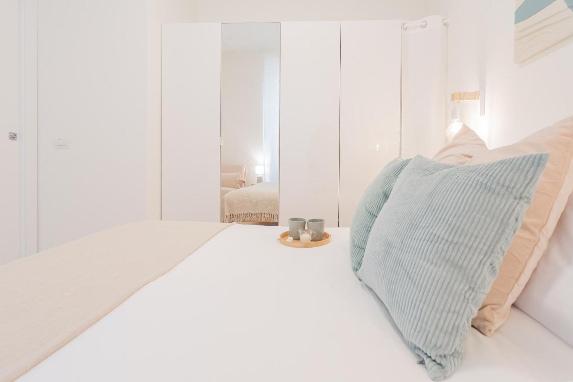 Enchanted Como Lake - City Apartment 2 By Rent All Como Eksteriør bilde